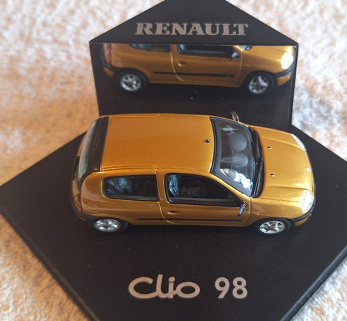 Modellauto renault clio - modellauto,